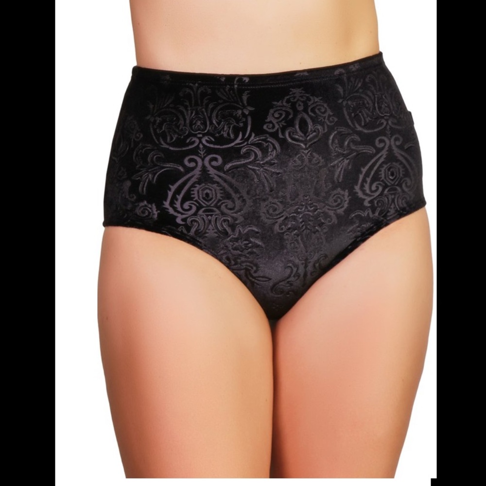 Cleo the Hurricane high-waisted pole bottoms